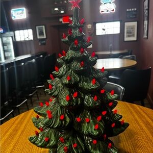 Vintage Atlantic Molds 20” Ceramic Christmas Tree with Red Lights